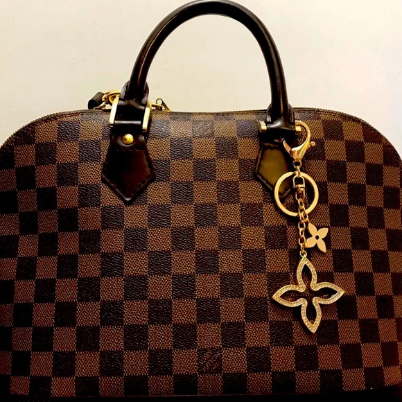 Louis Vuitton Alma BB Banana - Fablle